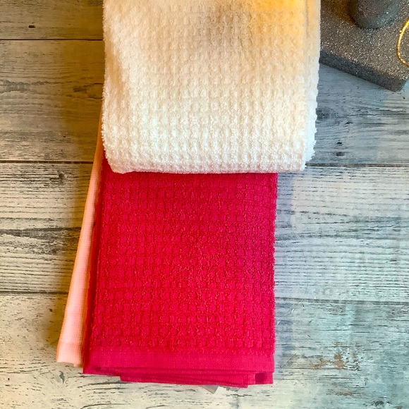 KASSATEX 4pk Gingerbread Kitchen Towels - Picture 4 of 5